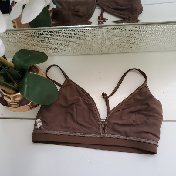 Naked Rebellion Brallet Wireless Bra Size Medium - Picture 3 of 5